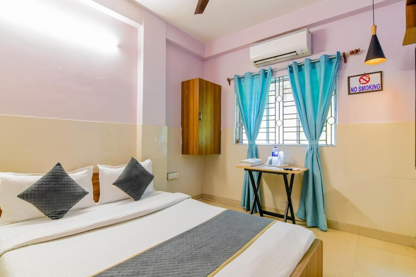 The Kolkata Hotel 外观 照片